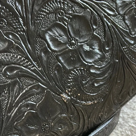 American Darling Black Floral Embossed Crossbody Bag - Picture 6 of 6